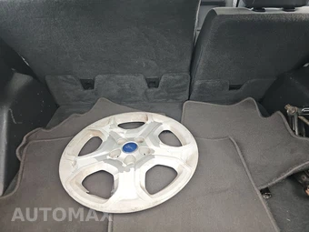 2018 Ford Escape S – miniatura 17