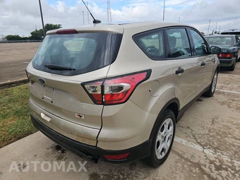 2018 Ford Escape S – miniatura 4