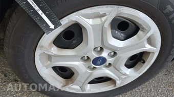 2018 Ford Escape S – miniatura 21