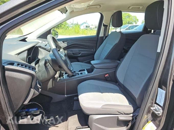 2018 Ford Escape S – miniatura 3