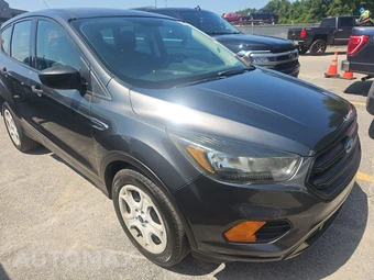 2018 Ford Escape S - miniatura 3