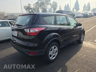 2018 Ford Escape S – miniatura 4