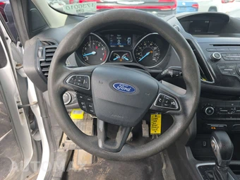 2018 Ford Escape S – miniatura 10
