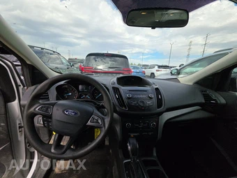 2018 Ford Escape S – miniatura 11