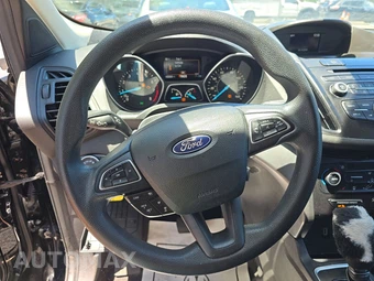 2018 Ford Escape SE – miniatura 10
