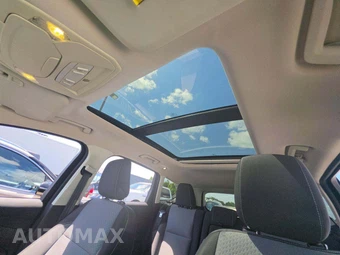 2018 Ford Escape SE – miniatura 8