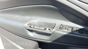 2018 Ford Escape SE – miniatura 28