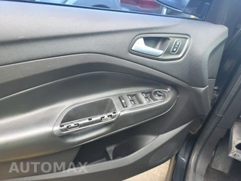 2018 Ford Escape SE – miniatura 9
