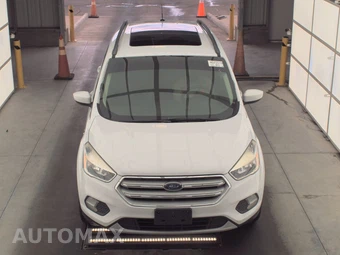 2018 Ford Escape SE – miniatura 2