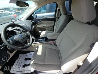 2018 Ford Escape SE – miniatura 7