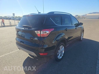 2018 Ford Escape SE – miniatura 4