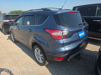 2018 Ford Escape SE - miniatura 6