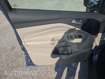 2018 Ford Escape SE - miniatura 9