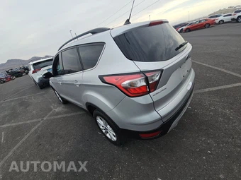 2018 Ford Escape SE - miniatura 6