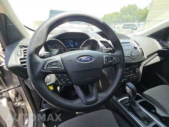 2018 Ford Escape SE - miniatura 10