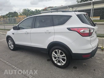 2018 Ford Escape SE - miniatura 4
