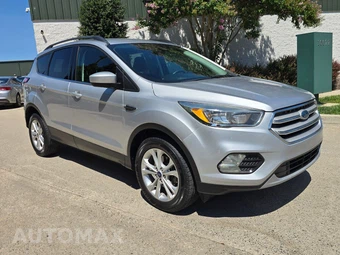 2018 Ford Escape SE - miniatura 3