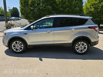 2018 Ford Escape SE - miniatura 8