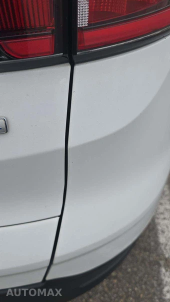 2018 Ford Escape SE – miniatura 25