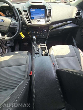 2018 Ford Escape SE – miniatura 10