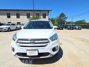 2018 Ford Escape SE – miniatura 2