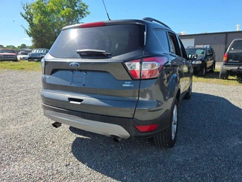 2018 Ford Escape SE – miniatura 3