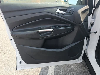 2018 Ford Escape SE – miniatura 9