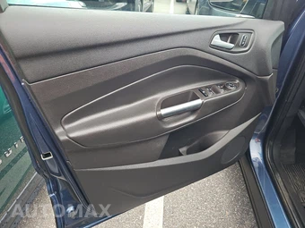 2018 Ford Escape SE - miniatura 9
