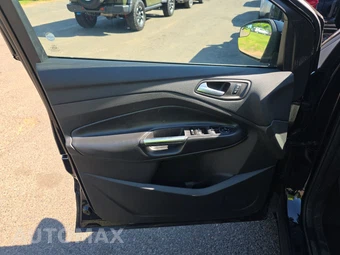2018 Ford Escape SE – miniatura 9