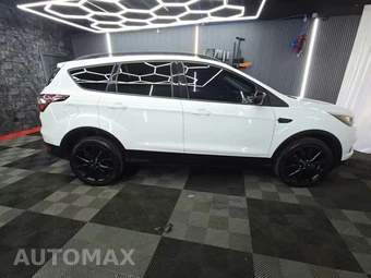 2018 Ford Escape SE – miniatura 5