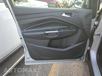 2018 Ford Escape SE – miniatura 9