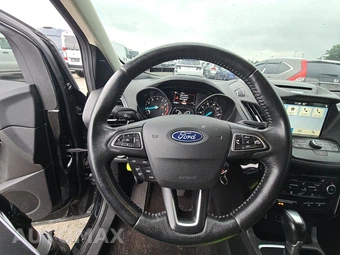 2018 Ford Escape SE – miniatura 10