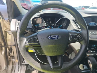 2018 Ford Escape SE - miniatura 10