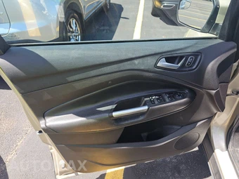 2018 Ford Escape SE - miniatura 9