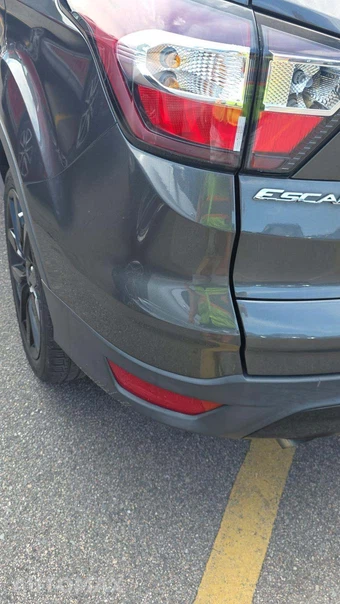 2018 Ford Escape SE – miniatura 19