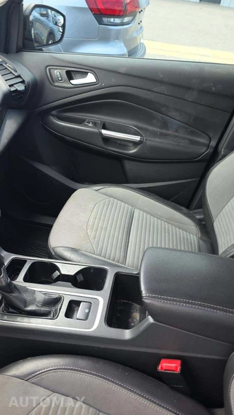 2018 Ford Escape SE – miniatura 23