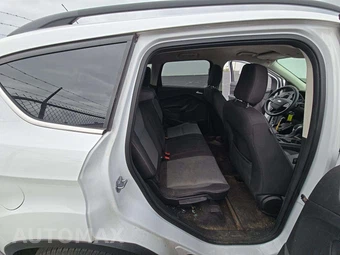 2018 Ford Escape SE – miniatura 16