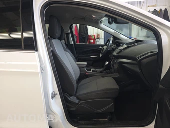 2018 Ford Escape SE – miniatura 8