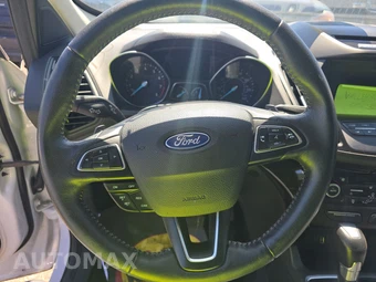 2018 Ford Escape SE – miniatura 10