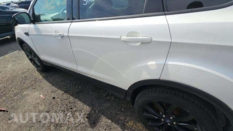 2018 Ford Escape SE – miniatura 31