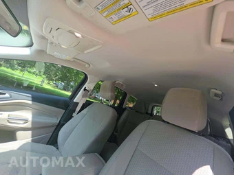 2018 Ford Escape SE – miniatura 11