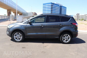 2018 Ford Escape SE - miniatura 3