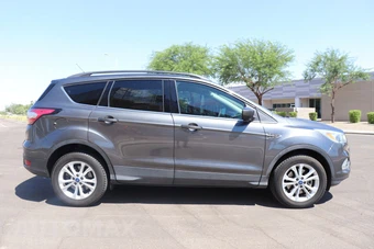 2018 Ford Escape SE - miniatura 7