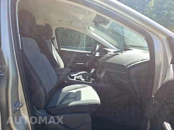 2018 Ford Escape SE - miniatura 8