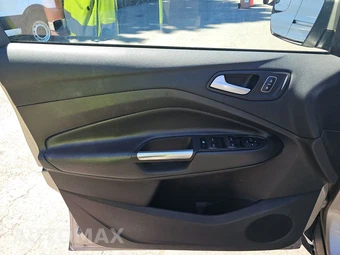 2018 Ford Escape SE - miniatura 9
