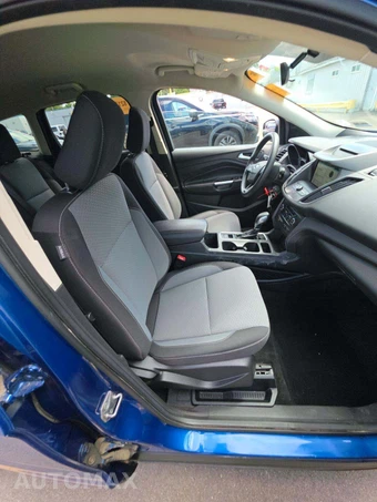 2018 Ford Escape SE – miniatura 15