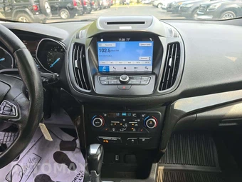 2018 Ford Escape SE - miniatura 7