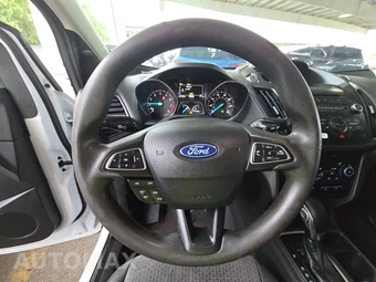 2018 Ford Escape SE – miniatura 10