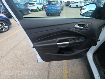2018 Ford Escape SE – miniatura 9