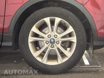 2018 Ford Escape SEL – miniatura 10